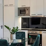 Ethyr Living