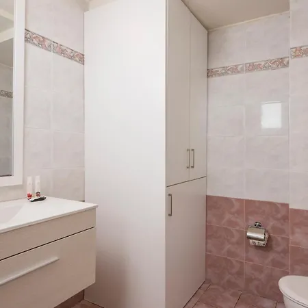 Ethyr Living La Canea