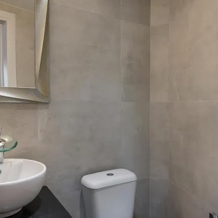 Ethyr Living La Canea